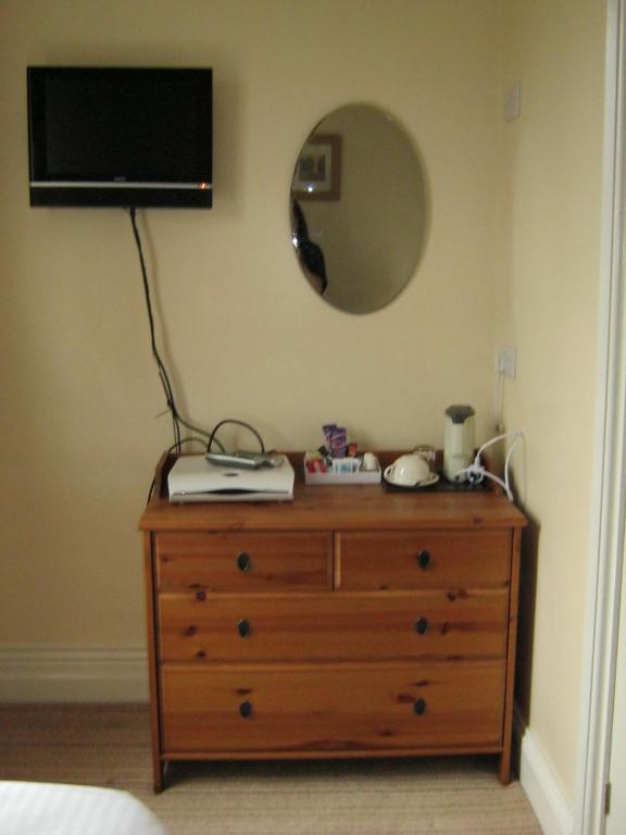 Autumn Leaves Guest House Whitby Room photo